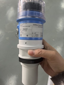 Précision de la mesure de niveau par ultrasons E+H : 3 mm ou 0,2 % de la plage de mesure - Product Image 5