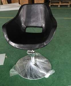 Silla de peluquería profesional de estilo francés, cuero de PVC de calidad de lujo, duradera y ergonómica para barbería - Product Image 4