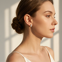 Boucles d'oreilles classiques solitaires en moissanite, en argent sterling 925 plaqué or 18 carats, bijoux fins pour femmes