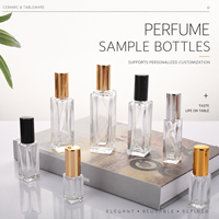 Flacon pulvérisateur carré transparent en verre de 3 ml et 5 ml avec base épaisse pour échantillons de parfum, huiles essentielles et cosmétiques (pour le transfert)