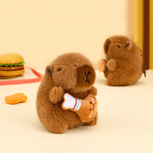 Lindo Llavero de Peluche de Capibara, Adorno Suave para Bolsos con Colgante de Pan, Regalo Kawaii para Niñas - Product Image 4