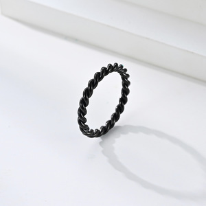 Simple, trendy, artistic spiral braided <b>titanium</b> steel <b>ring</b>, unisex design, niche design for index fingers, couple <b>rings</b>. - Product Image 3