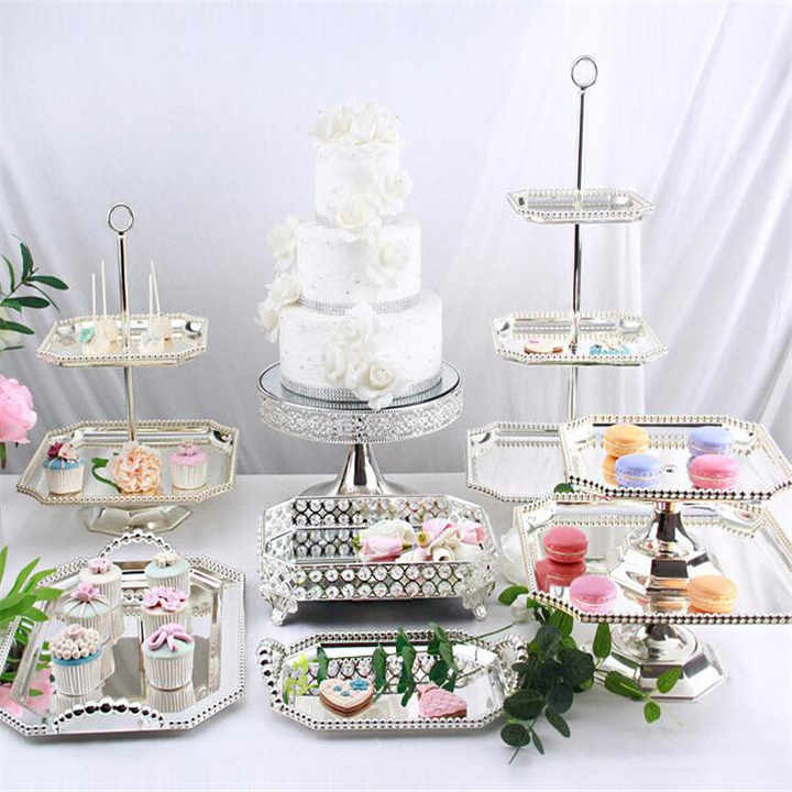 Luxury Gold Wedding Cake Stand Display Crystal Beaded Cake Stands ...