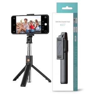 <span class=keywords><strong>K07</strong></span> <span class=keywords><strong>Selfie</strong></span> <span class=keywords><strong>Stick</strong></span> Trépied sans fil 3 en 1 avec télécommande sans fil pour smartphone - Product Image 2