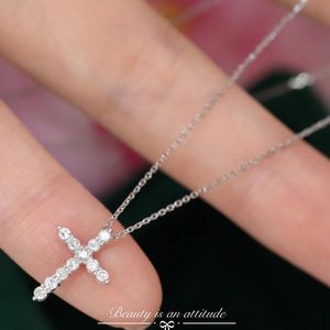 Xinfly Custom Daily Gifts Wholesale Pure 18k Real Gold 0.22ct Natural Diamond <b>Cross</b> Necklace Au750 Fine Jewelry - Product Image 2
