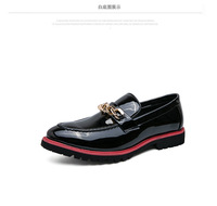 Taille 47 48 Design de mode noir supérieur loisirs décontracté hommes chaussures chaussures de fête de mariage hommes mocassins formels chaussures
