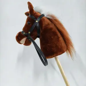 毛绒手工爱好马为幼儿和学龄前儿童提供有趣的假装游戏