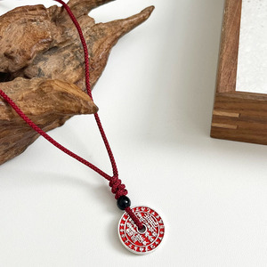 Colgante de Plata de Ley S925 con Moneda Fantasma de Montaña, Hebilla de Seguridad Roja Vermelina, Collar Retro de Estilo Chino con Signo del Zodíaco para Mujer - Product Image 4