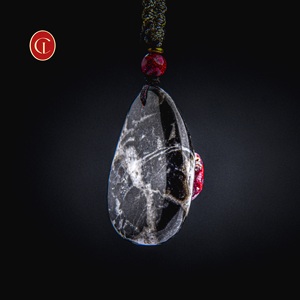 จี้หินคริสตัลซินนาบาร์สีแดงธรรมชาติ สร้อยคอหินดิบทรงเมทริกซ์ ดีไซน์ทันสมัย พร้อมเชือก หินบำบัด ป้องกันภัย เหมาะเป็นของขวัญสำหรับชาวพุทธ - Product Image 5