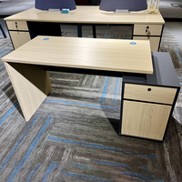 Table de travail moderne simple de 1.4m pour le personnel Bureau d'ordinateur avec tiroir verrouillé Meubles en bois