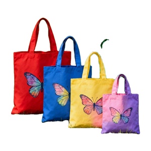 Grand sac fourre-tout en coton personnalisé réutilisable avec motif papillon coloré sur toile vierge - Product Image 3
