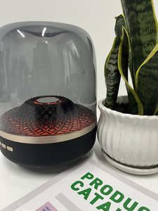 Thời trang mới RGB chiếu sáng mini Loa không dây với BT/USB/TF/AUX Loa di động cho bên ngoài trời & nhà trong nhà - Product Image 5