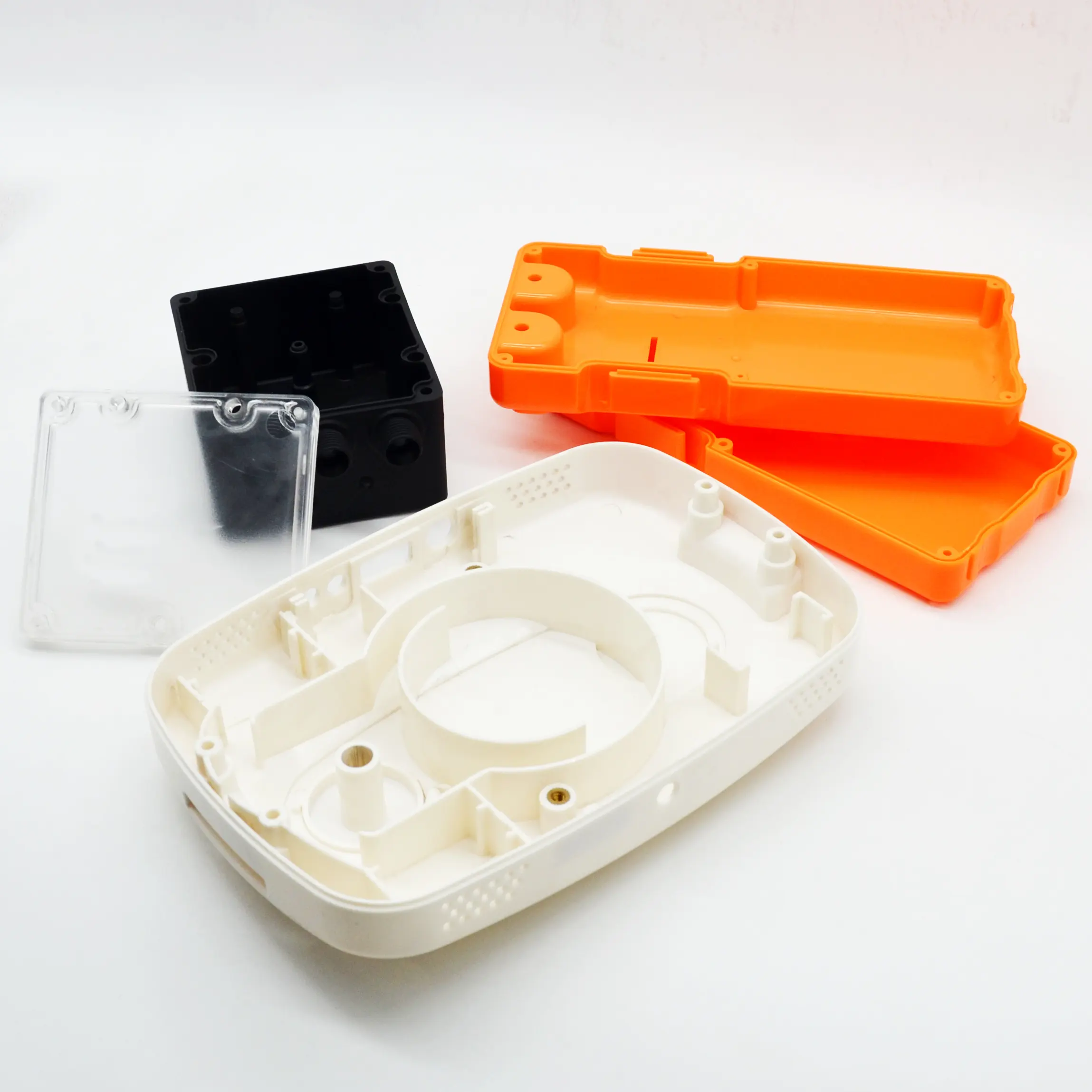Parti automobilistiche in plastica stampate ad iniezione personalizzate