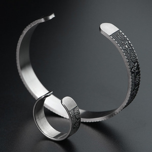 Ensemble de bijoux vintage : Bracelet étoile à cinq branches élégant en acier inoxydable sterling, manchette tendance pour hommes et femmes, bague jonc - Product Image 3