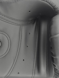 Gants de boxe en cuir PU noir, fermeture Velcro sur tous les doigts, gants d'entraînement pour adultes, unisexe, gants de boxe pour arts martiaux - Product Image 3