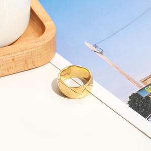 Anillos geométricos <span class=keywords><strong>de</strong></span> <span class=keywords><strong>oro</strong></span> <span class=keywords><strong>de</strong></span> 18k para hombre, anillos <span class=keywords><strong>de</strong></span> rey <span class=keywords><strong>de</strong></span> plata 925 <span class=keywords><strong>de</strong></span> alta calidad, chapados en <span class=keywords><strong>oro</strong></span> - Product Image 3