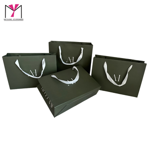 Sac à main en carton de luxe durable pour l'emballage de produits ménagers et cosmétiques, sacs en papier personnalisés avec logo imprimé - Product Image 5