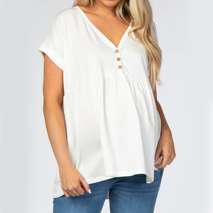 Camiseta de punto de algodón orgánico, Top de maternidad de manga corta con botones delanteros - Product Image 2