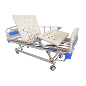 Lit d'hôpital Cimai, lit de soins manuel modèle 302 avec barrières de sécurité pour patients alités, utilisation en soins intensifs - Product Image 5