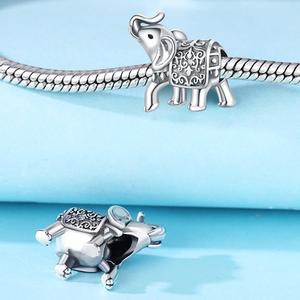 Nouveau style de breloques en cuivre plaqué argent pour bracelets de bijoux DIY, série animale : Panda, Raton Laveur, Koala, Éléphant - Product Image 3