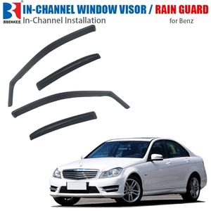 Déflecteurs de fenêtre intégrés pour Mercedes Classe C - Pare-pluie et déflecteurs de vent compatibles avec toutes les voitures et SUV Mercedes - Product Image 1