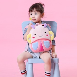 Sac à dos en peluche mignon à motif animal de dessin animé pour étudiants, avec option d'impression personnalisée, sac d'école maternelle à double bretelle - Product Image 1