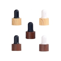 10 ml givré brun essentielle de bouteille en verre cosmétique paquet 10 ml givré ambre cosmétique bouteille avec 18/410 en bois gouttes
