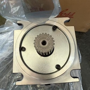 Motor de pistón 90M055NC0N8N0C6N00NNN000000 83023287 para maquinaria de construcción en stock - Product Image 5