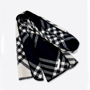 Bufanda de Mujer a Cuadros de Imitación de Cachemira de 55 cm, Calentador de Cuello con Aislamiento Térmico para Otoño e Invierno, Uso Interior y Exterior - Product Image 2