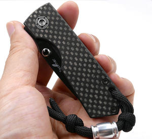 Navaja Plegable Ligera de Fibra de Carbono de 5.2'' con Hoja de Cerámica Negra Pulida de 2'' para Uso Diario, con Anillo para el Pulgar Ambidiestro - Product Image 6