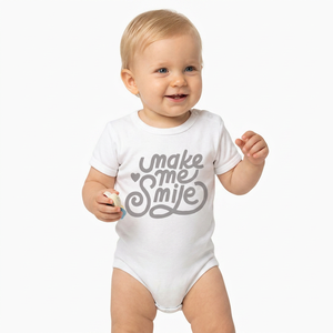 Combinaison pour bébé en fibre de bambou 100% non teinte, écologique, respirante, fermeture à boutons pression, logo personnalisé pour les nouveau-nés, les nourrissons et les tout-petits - Product Image 1