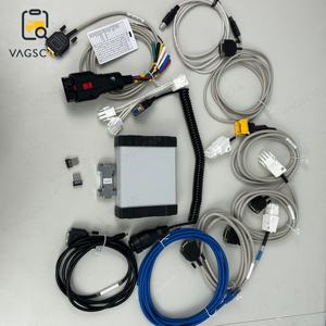 Adaptador de plástico con cables USB para conectar a Testman - Product Image 1