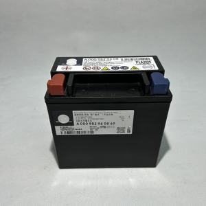 Adecuado para batería de coche <span class=keywords><strong>mercedes</strong></span>-benz <span class=keywords><strong>W205</strong></span> W221 W212 W164 E200 E300 ML N000000004039 batería <span class=keywords><strong>auxiliar</strong></span> de coche 12Ah 1.2Ah - Product Image 4