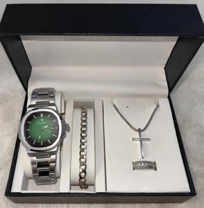Poedagar 613 Orologio al Quarzo Quadrato <span class=keywords><strong>Elegante</strong></span> Set di Gioielli 4 Pezzi con <span class=keywords><strong>Accessori</strong></span> Argento + Scatola Nera Regalo di Moda per <span class=keywords><strong>Uomo</strong></span> - Product Image 1