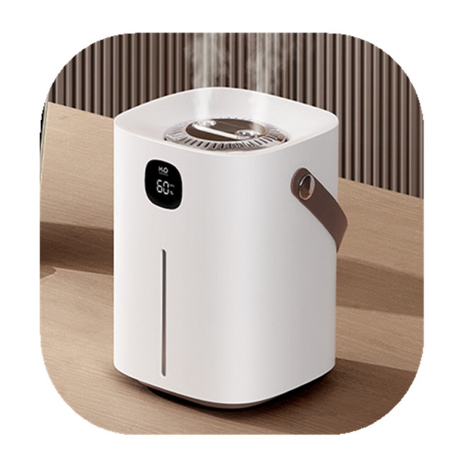 OEM Wireless Mini Humidifier 2l Double Spray Nozzle Portable Rechargeable Desktop Air Humidifier