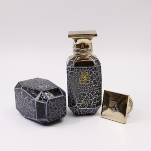 Bottiglie <span class=keywords><strong>di</strong></span> <span class=keywords><strong>Profumo</strong></span> Arabo da 75ml con Tappo in Zamac, Bottiglie in Vetro con Stampa a Trasferimento d'<span class=keywords><strong>Acqua</strong></span>, Bottiglie per <span class=keywords><strong>Profumo</strong></span> Oud con Logo Stampato a Caldo - Product Image 3