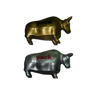Figura de juguete de animal de espuma PU Yack Golden Bull para niños de 7 a 12 años - Product Image 4