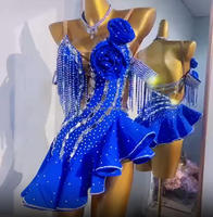 Robe de concours de danse latine à sequins et strass, robe de performance à ourlet asymétrique, robe de performance de danse latine haut de gamme à franges