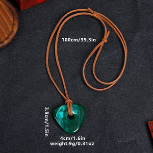 Collares <span class=keywords><strong>de</strong></span> joyería <span class=keywords><strong>de</strong></span> moda collar <span class=keywords><strong>de</strong></span> cadena <span class=keywords><strong>de</strong></span> piedra verde joyería <span class=keywords><strong>Coraline</strong></span> & The Secret Door Anime película Cosplay joyería <span class=keywords><strong>de</strong></span> Halloween - Product Image 4