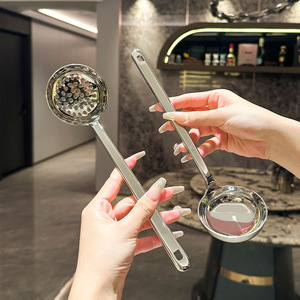 Louche à soupe en acier inoxydable 304, avec passoire, manche long, épaissie et profonde, multi-usages pour la cuisine et les plats chauds - Product Image 4