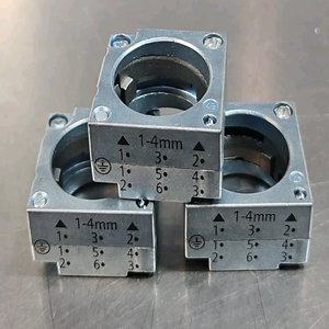 Supporto 3SB3 500-1EA21 Hou. Interruttore di arresto a pulsante, lotto da <span class=keywords><strong>3</strong></span> Loc4C5 - Product Image 1