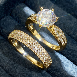 Anello di Fidanzamento H556 per Donna in Oro Bianco con Diamante Taglio Brillante Naturale Colore D e Diamanti Laterali - Product Image 2