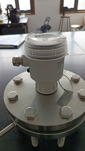 Transmisor de Nivel por Radar Siemens SITRANS LR150 7ML5340 80GHz LCD con Clasificación IP66, Sensor de Nivel de Líquido sin Contacto con Precisión de 3mm para - Product Image 5