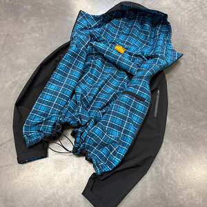 Giacca da <span class=keywords><strong>Uomo</strong></span> Personalizzata con Zip Reversibile <span class=keywords><strong>Impermeabile</strong></span>, Indossabile su Entrambi i Lati, in Poliestere a Quadri Leggero con Cappuccio - Product Image 2