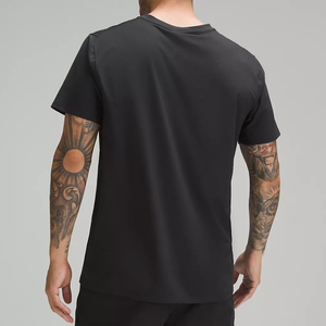 Vêtements de sport de plein air Ensembles personnalisés de fitness pour hommes T-shirts de compression T-shirts unis 100% coton Muscle Fit T-shirts vierges - Product Image 6