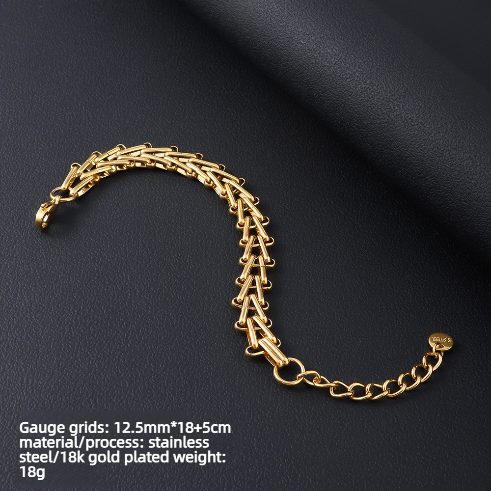 [12.5mm] gold V-shaped bracelet