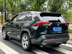 <span class=keywords><strong>Toyota</strong></span> RAV4 Usate (Rongfang) 2020 2021 2022 <span class=keywords><strong>2</strong></span>.0L <span class=keywords><strong>2</strong></span>.5L CVT 4x2 4x4 Nuovi SUV RAV4 Veicoli Ibridi a Benzina Nuova Energia - Product Image 2