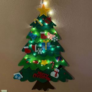 Arbre de Noël en feutre à faire soi-même avec 32 ornements détachables, décorations murales de Noël, kits d'artisanat en feutre pour enfants - Product Image 6