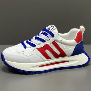 Sepatu olahraga kasual pria terlaris 2025 sepatu jalan pita sol tebal <span class=keywords><strong>fashion</strong></span> nyaman sepatu jalan-jalan berkualitas tahan aus - Product Image 1