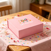 Boîte en carton en forme de livre magnétique avec logo personnalisé, boîte d'emballage en carton pliable de luxe pour cadeaux de festival, boîte à fleurs en gros